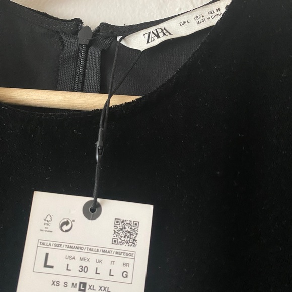 NWT black velvet Zara dress large - Picture 4 of 5